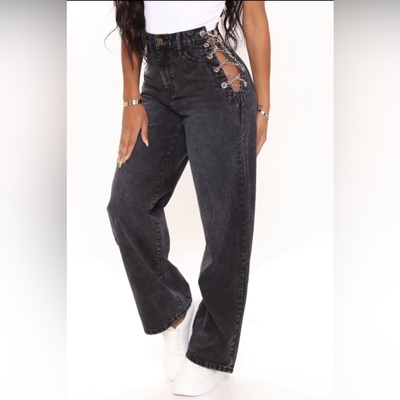 BRAND NEW W/TAGS Side Chain Jeans - Picture 1 of 10